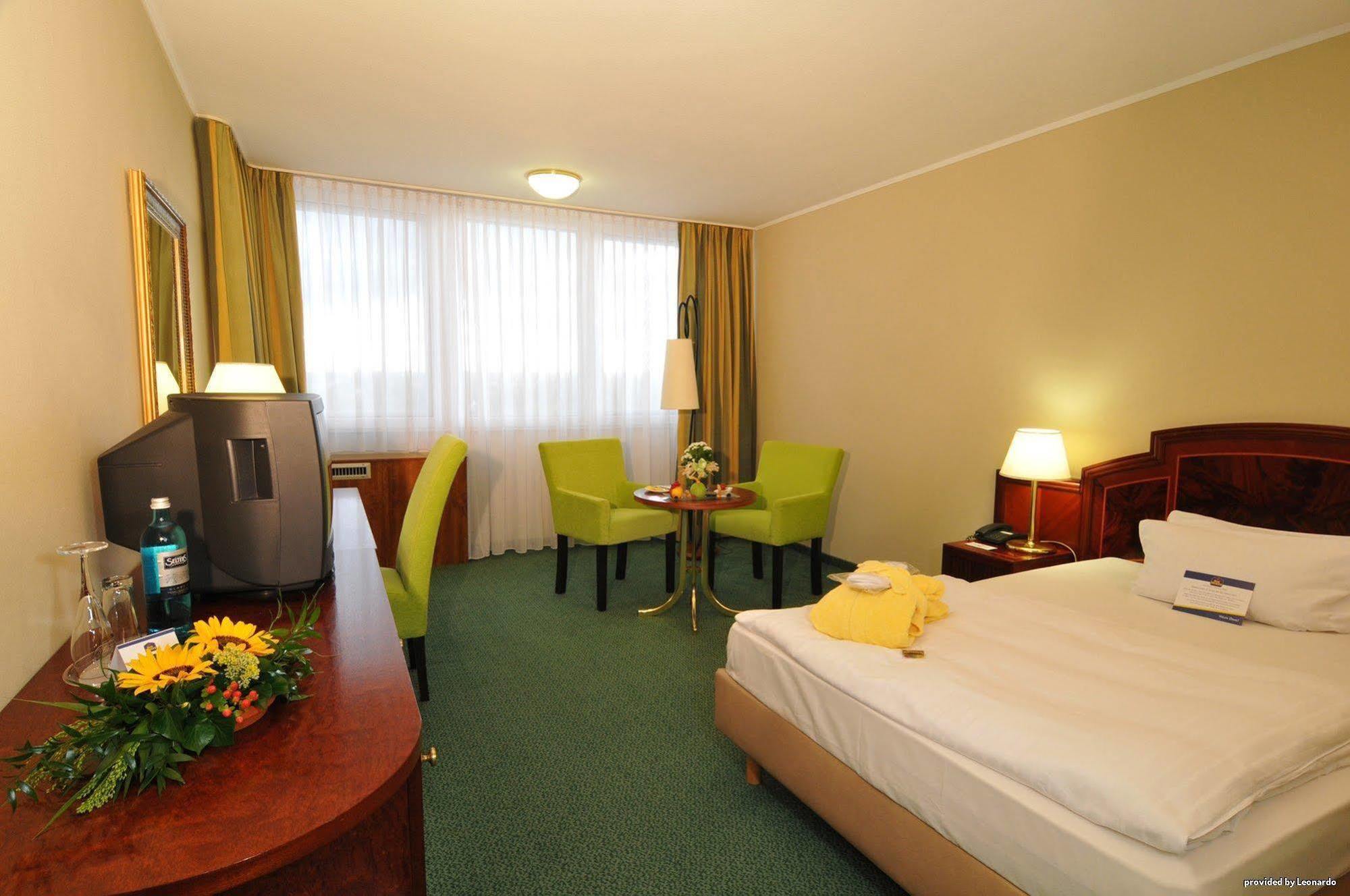 Leoso Hotel Leverkusen Zimmer foto